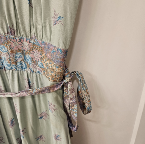 NWOT - Vintage Midi Dress - Picture 11 of 14